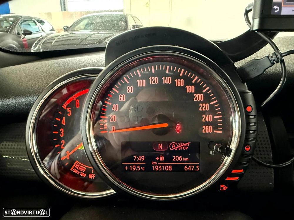 MINI 3 Portas Cooper D - 20