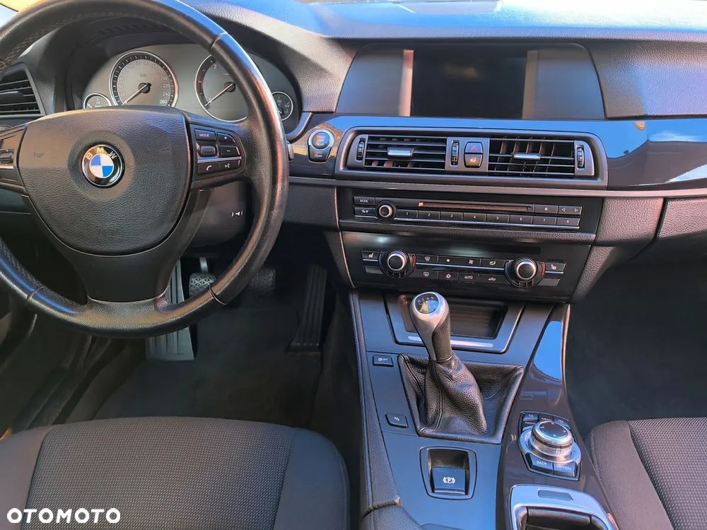 BMW Seria 5 - 18