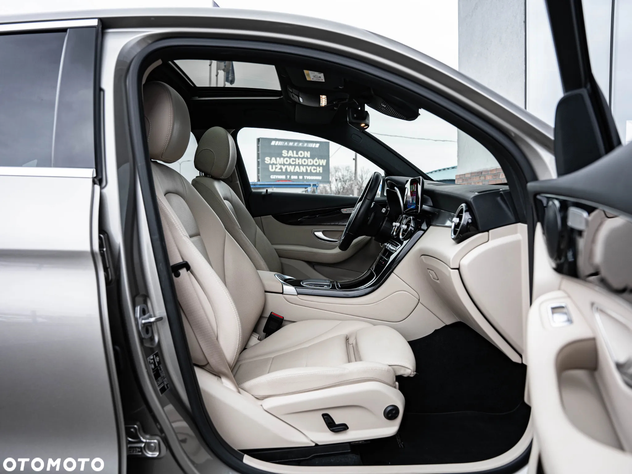 Mercedes-Benz GLC 200 d 4Matic 9G-TRONIC Exclusive - 25