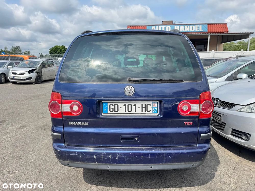 Volkswagen Sharan 2003 poj. 1.9 TDI kod silnika ASZ kod skrzyni FUKS kod lakieru ED5Q - 11