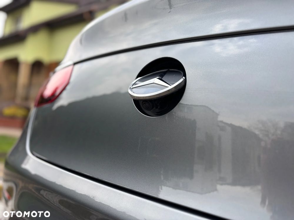 Mercedes-Benz GLC 220 d 4Matic 9G-TRONIC AMG Line - 18