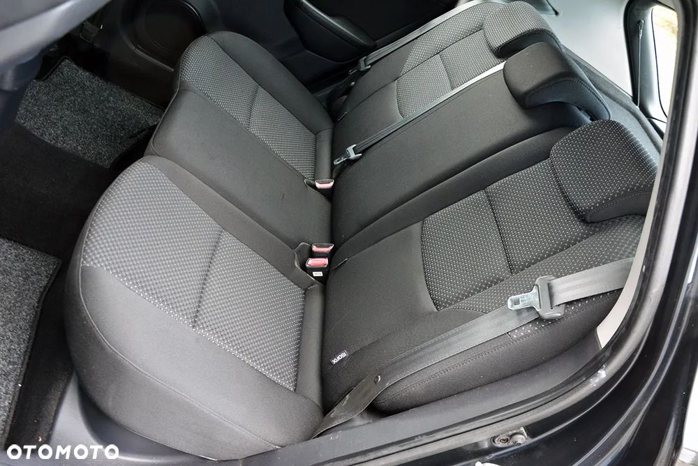 Hyundai i30 1.4 Intro Edition - 26