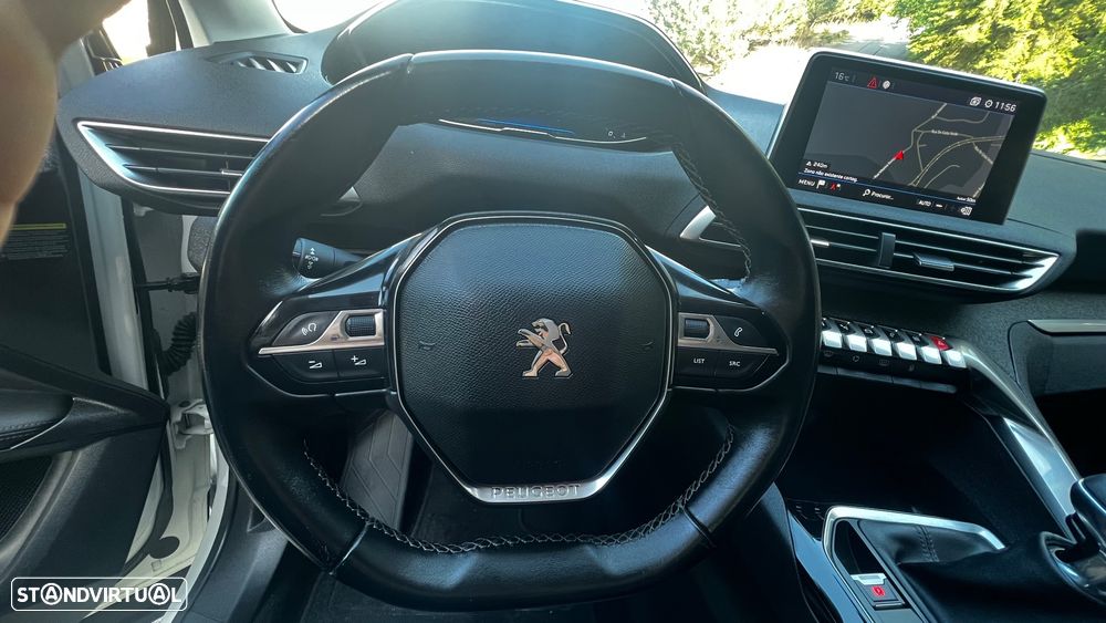 Peugeot 3008 PureTech 130 Stop & Start GPF Allure Pack - 24