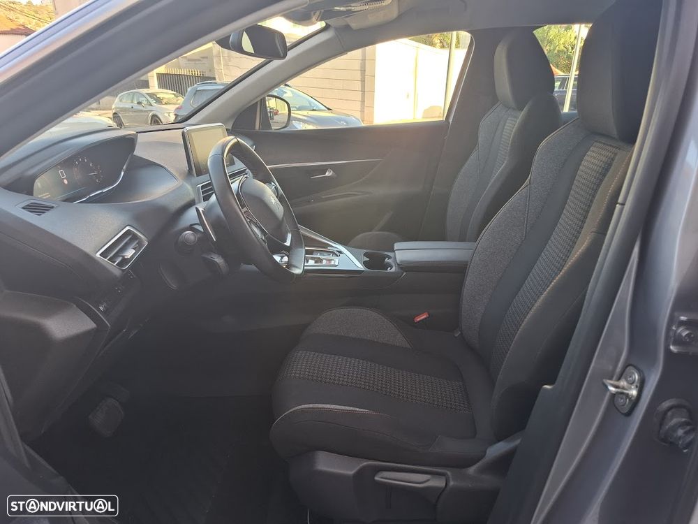 Peugeot 3008 PureTech 130 Stop & Start GPF EAT8 Active Business-Pack - 28