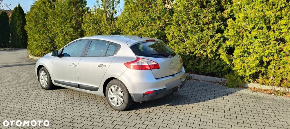 Renault Megane 1.5 dCi Privilege - 5
