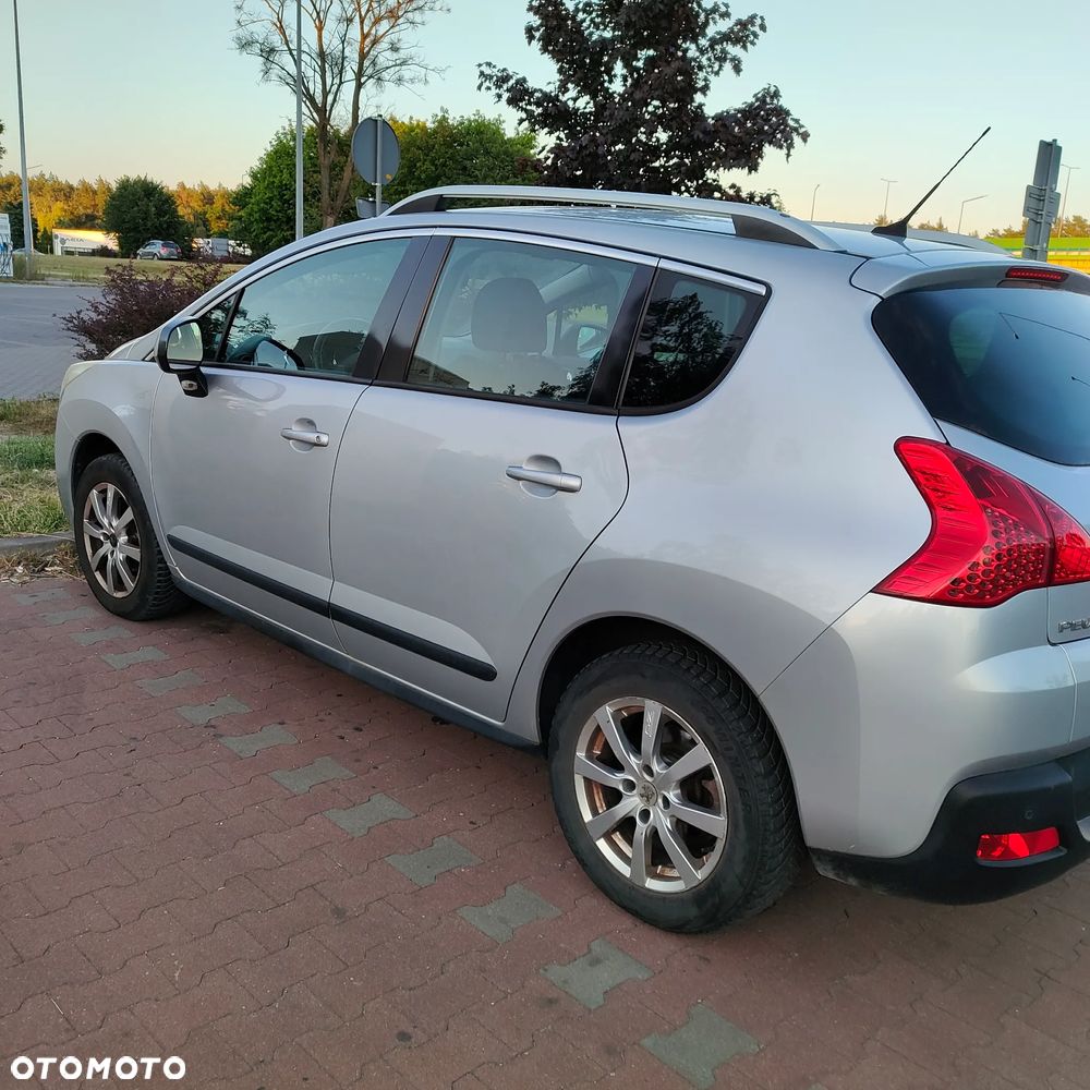 Peugeot 3008 HDi FAP 110 Premium - 5