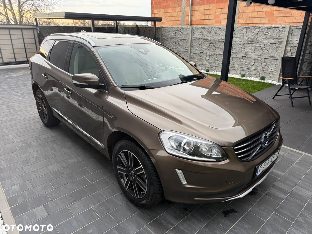 Volvo XC 60 - 4