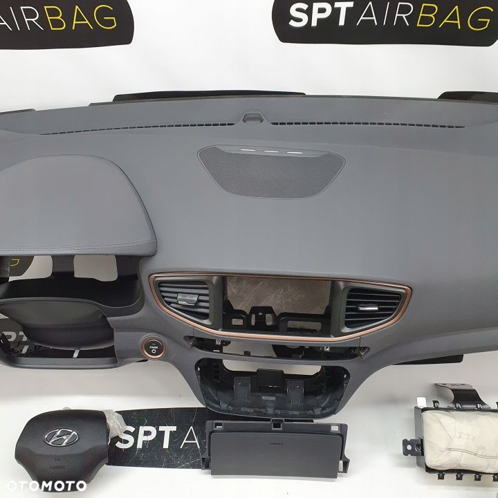 HYUNDAI IONIQ PRZED LIFT DESKA ROZDZIELCZA KONSOLA KOKPIT PULPIT PODUSZKI AIRBAG AIR BAG PASY KIT SET - 3