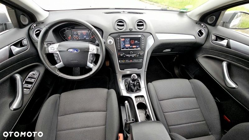 Ford Mondeo 2.0 TDCi Titanium - 18