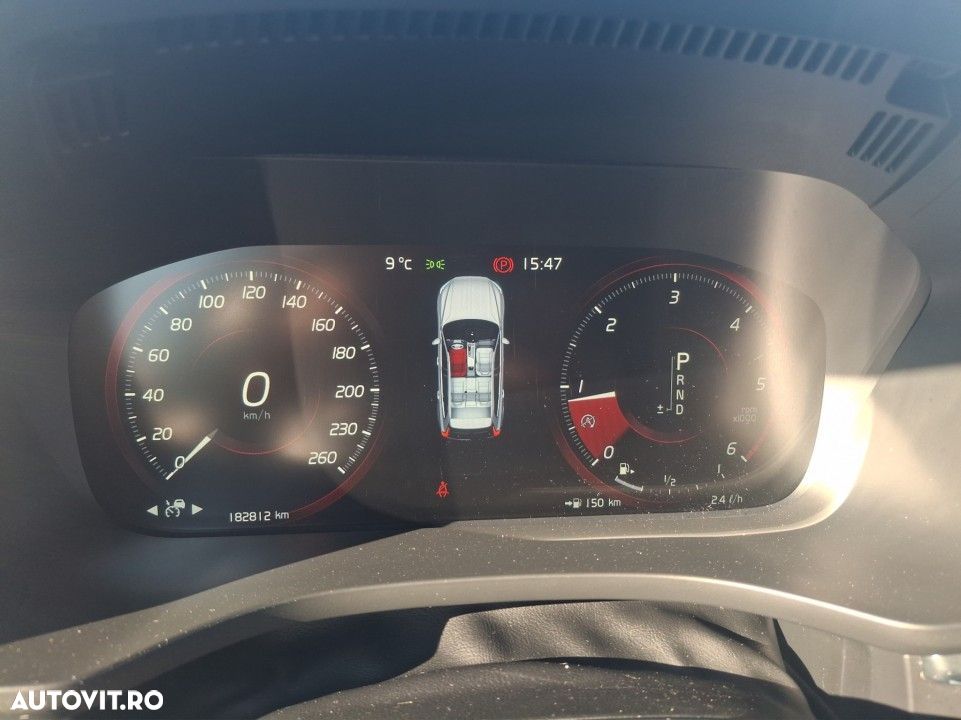 Volvo XC 60 D5 AWD Momentum - 10