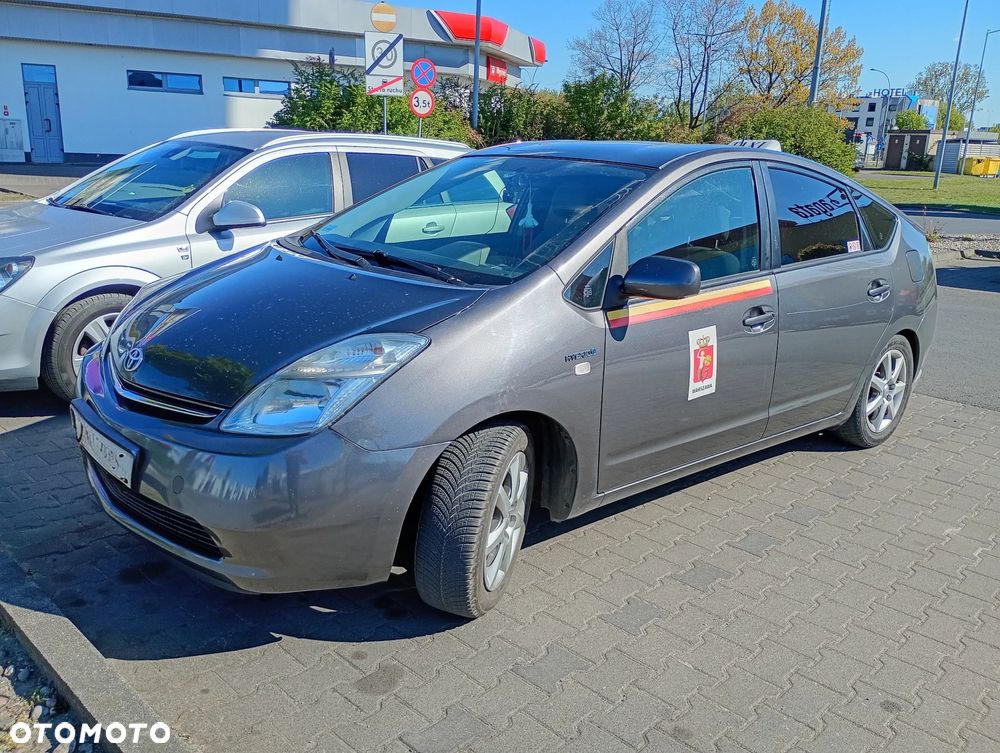 Toyota Prius 1.5 VVT-i Sol - 3
