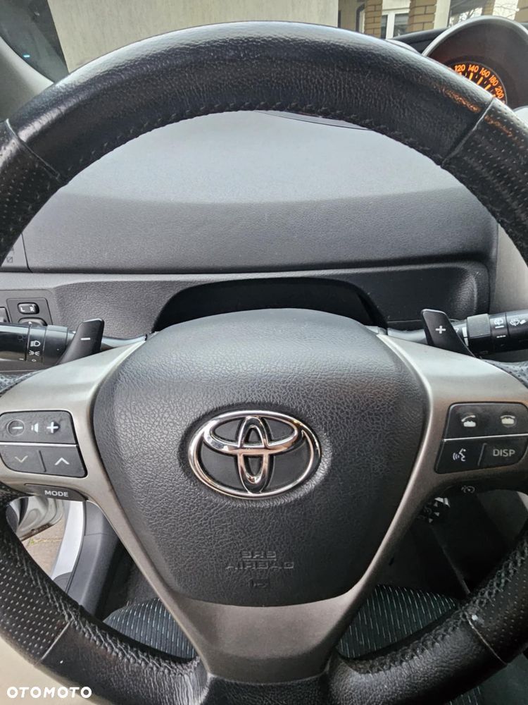 Toyota Verso 2.2 D-CAT Premium - 11