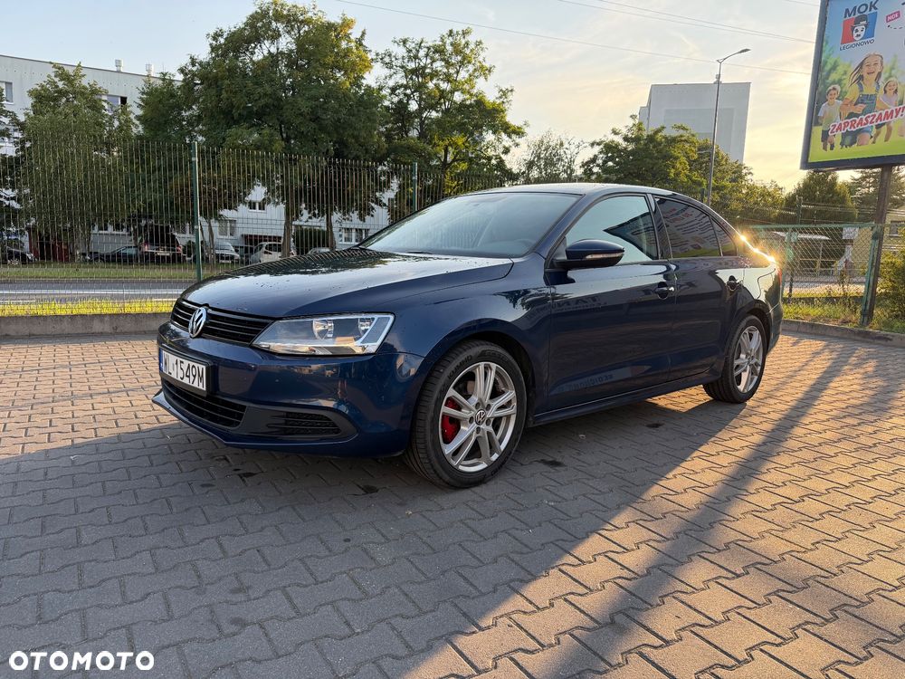 Volkswagen Jetta 1.6 TDI Trendline - 2