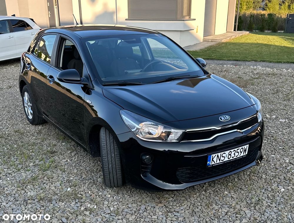 Kia Rio 1.4 L - 24