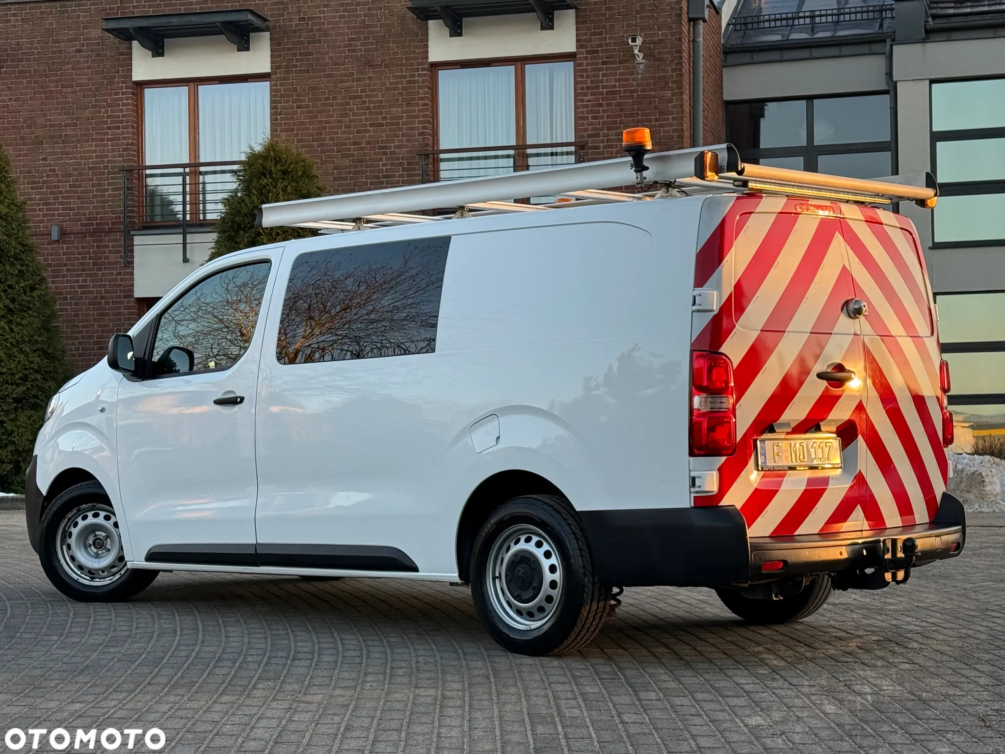 Peugeot Expert - 10
