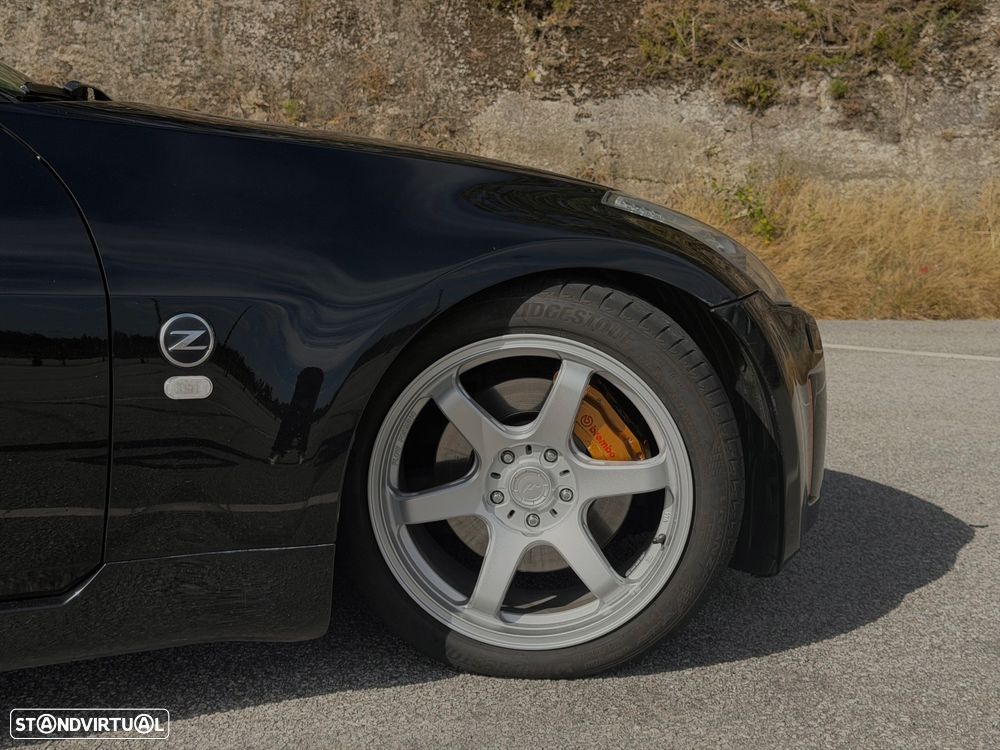 Nissan 350 Z 35th Special Edition - 8