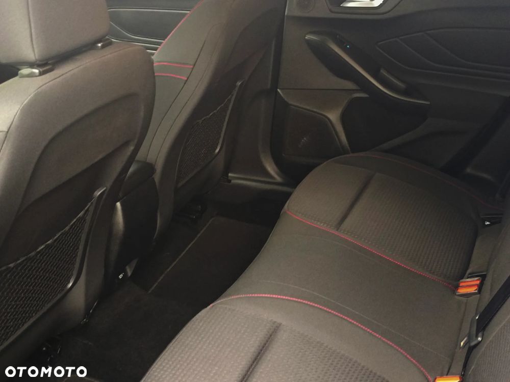Ford Focus 2.0 EcoBlue ST-Line Business - 34