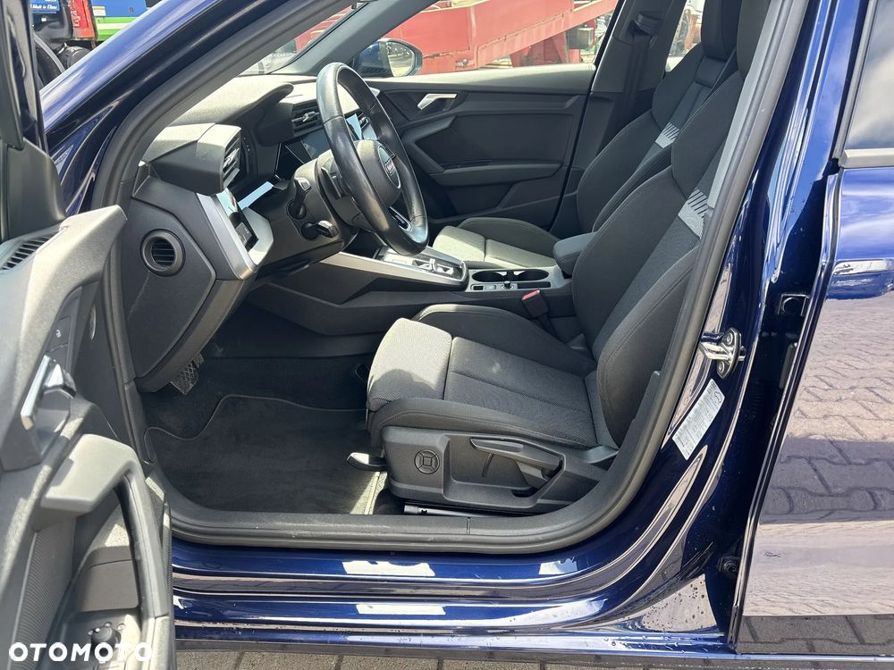 Audi A3 Sportback 35 TDI S Line S tronic - 9