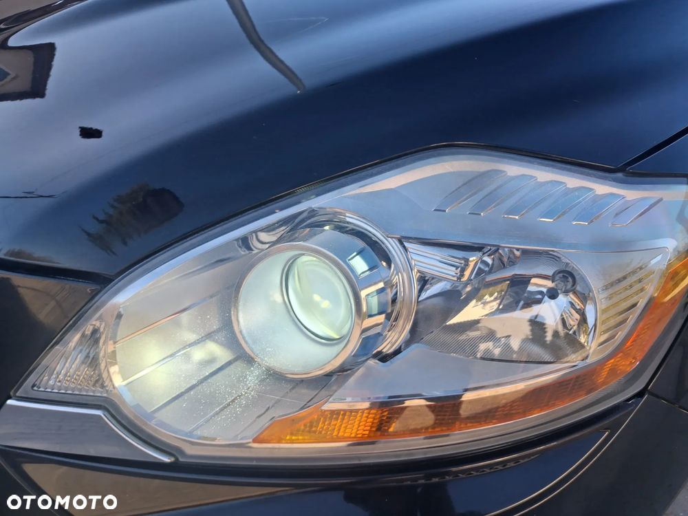 Ford Kuga 2.0 TDCi 2x4 Titanium - 30