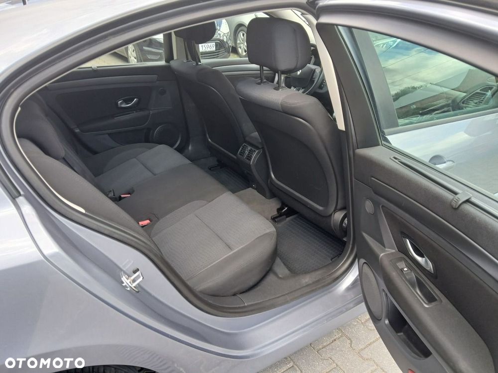 Renault Laguna - 10