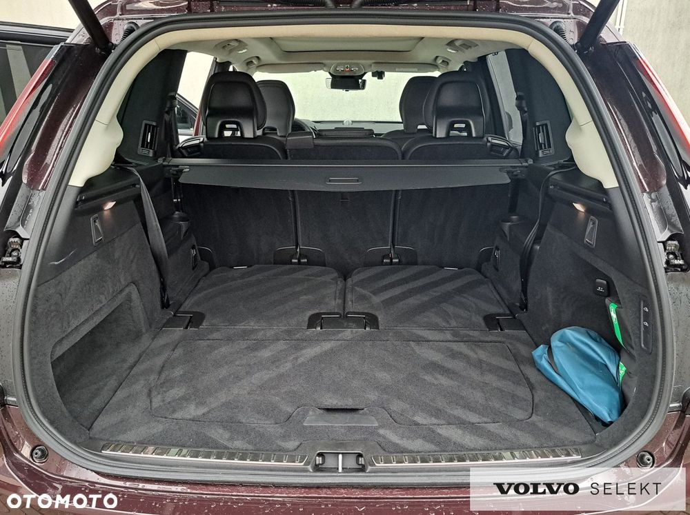 Volvo XC 90 - 35