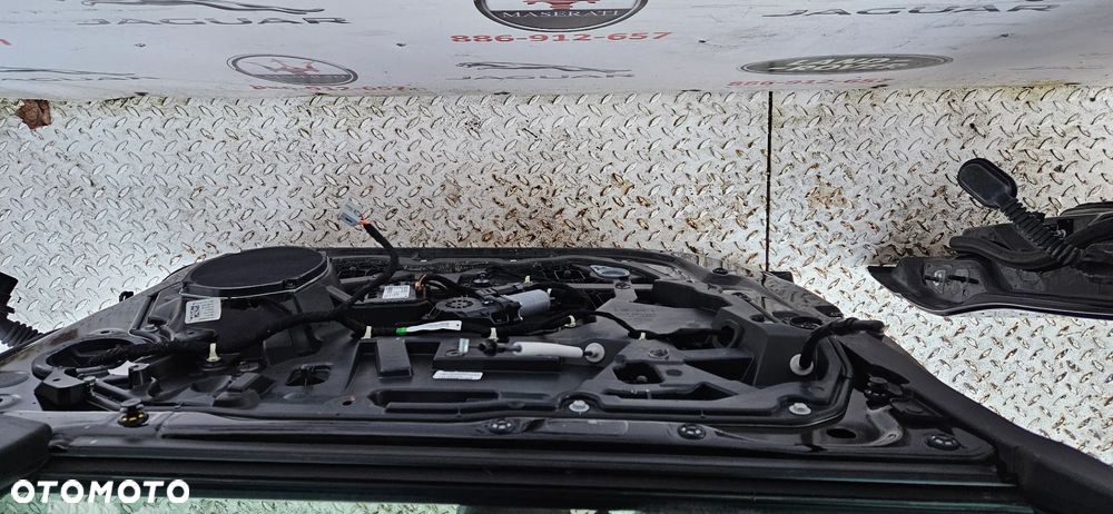 RAM 1500 V 5  2019- Big Horn KRÓTKI QUAD CAB 1,5 Drzwi przód lewy Drzwi przednie lewe Drzwi tył lewy Drzwi tylne lewe KOMPLETNE KOLOR PXJ - 16