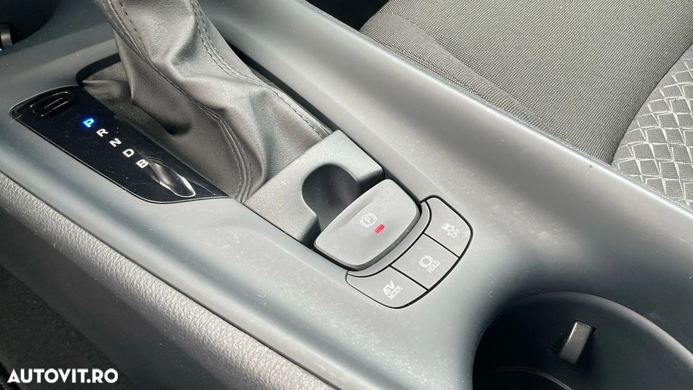 Toyota C-HR 1.8 HSD 122 CP 4x2 CVT Core - 35