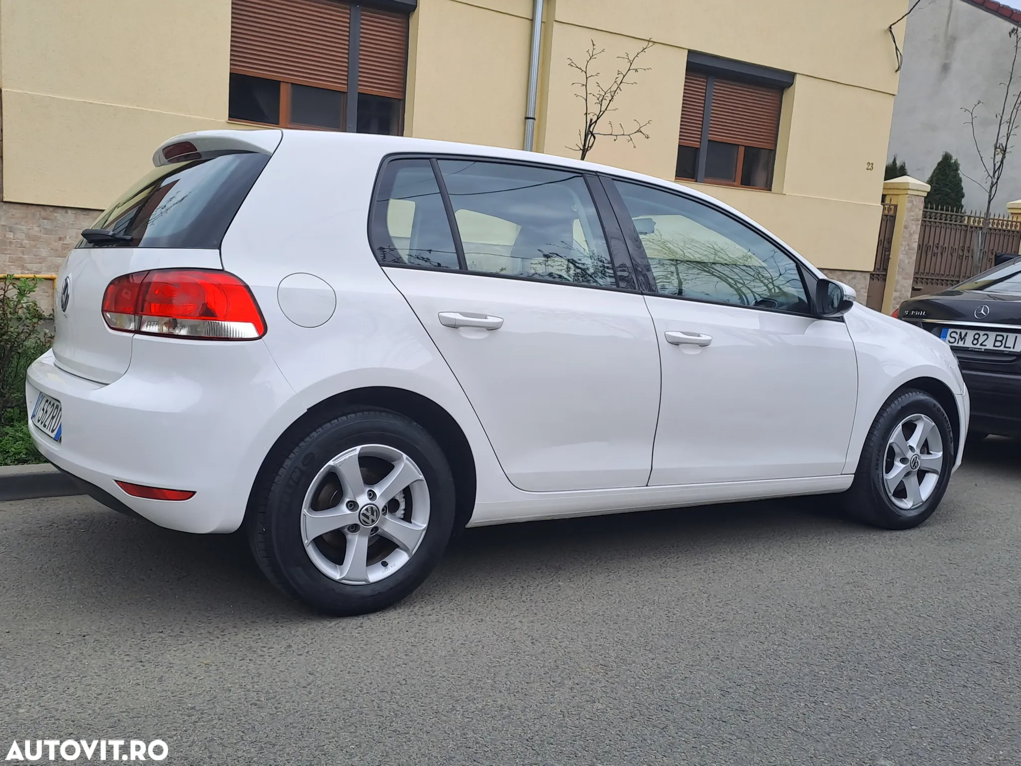 Volkswagen Golf 1.5 TSI ACT OPF BlueMotion IQ.DRIVE - 4