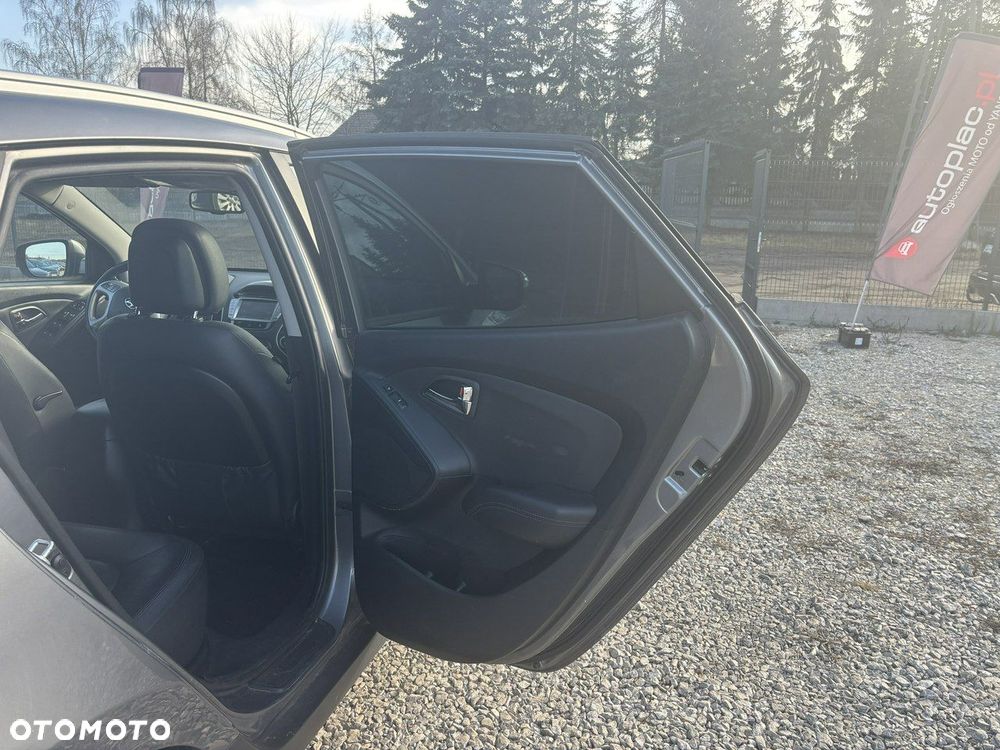 Hyundai ix35 - 24