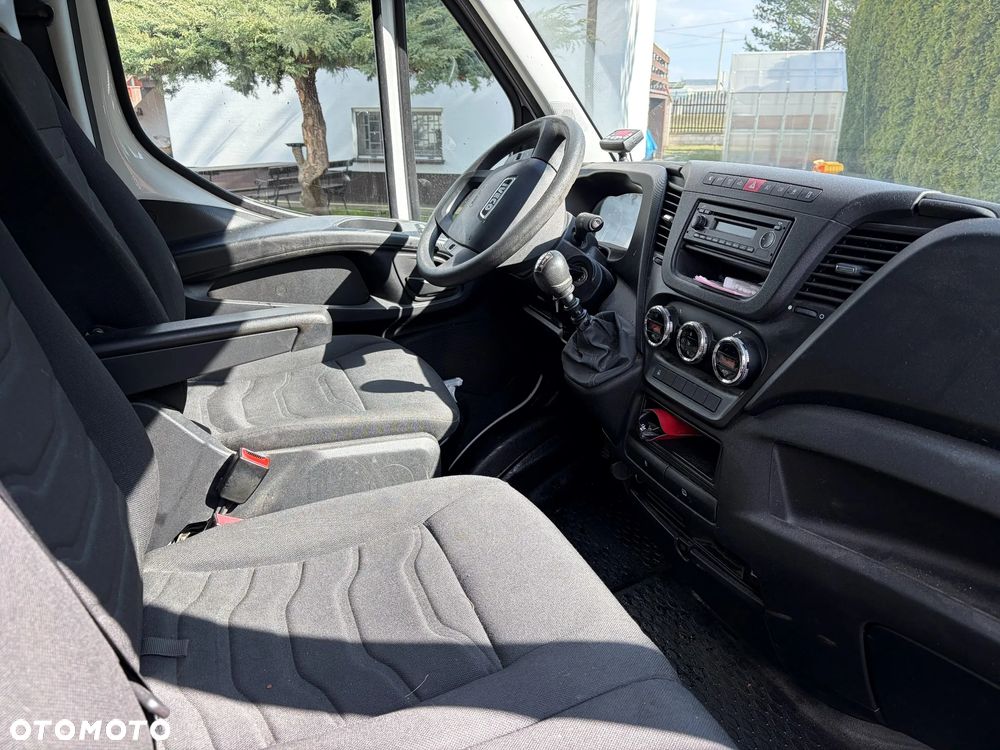 Iveco DAILY 35C15 - 10