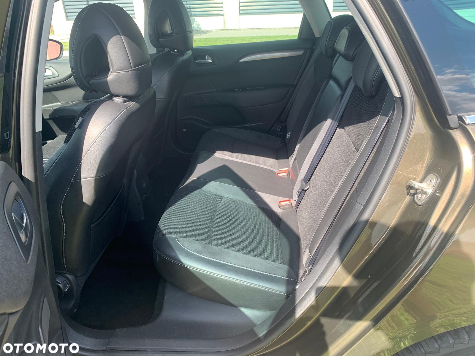 Citroën C4 1.6 HDi Exclusive - 26
