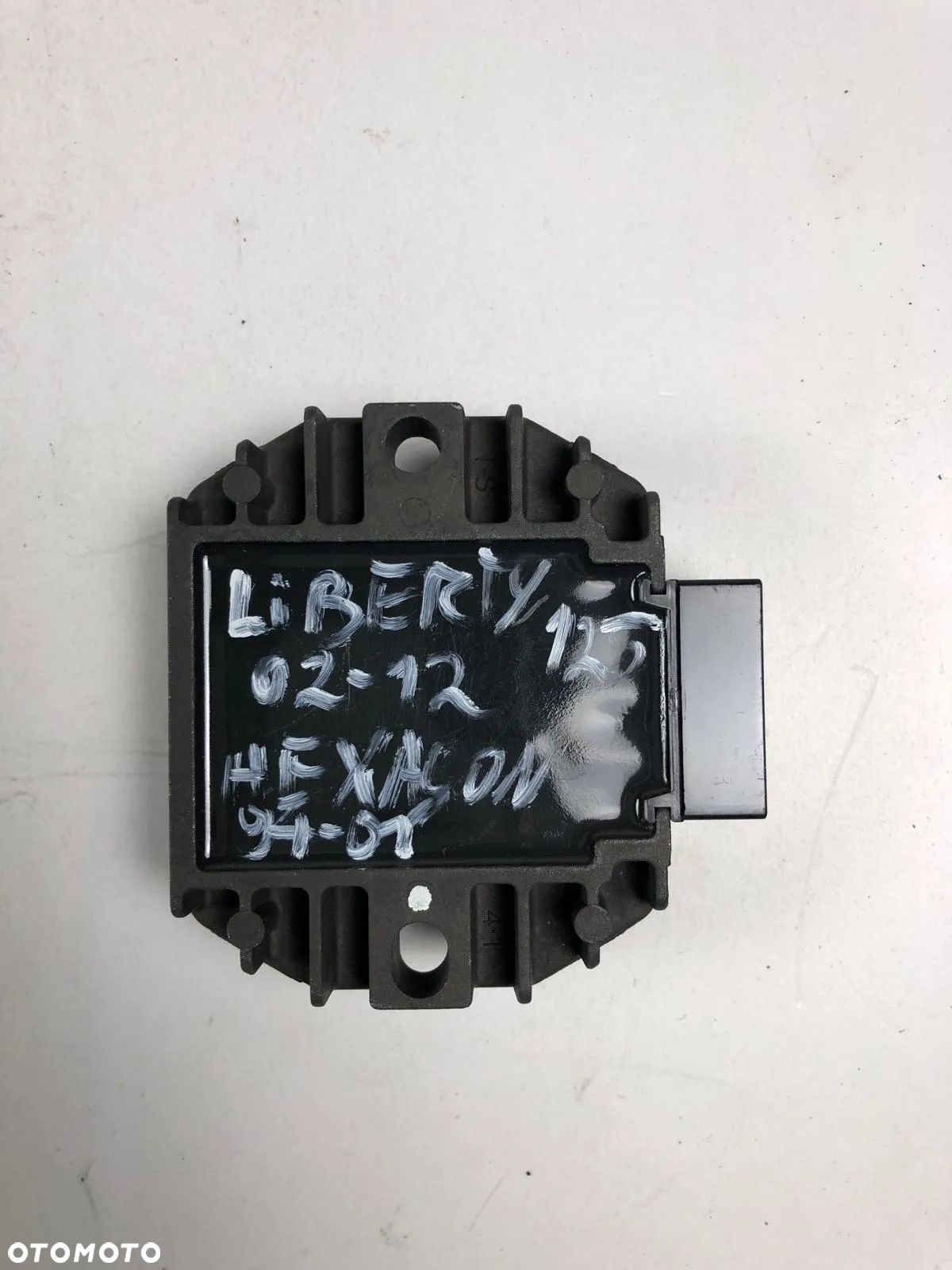 Piaggio Liberty Hexagon 125 Regulator Napięcia - 3