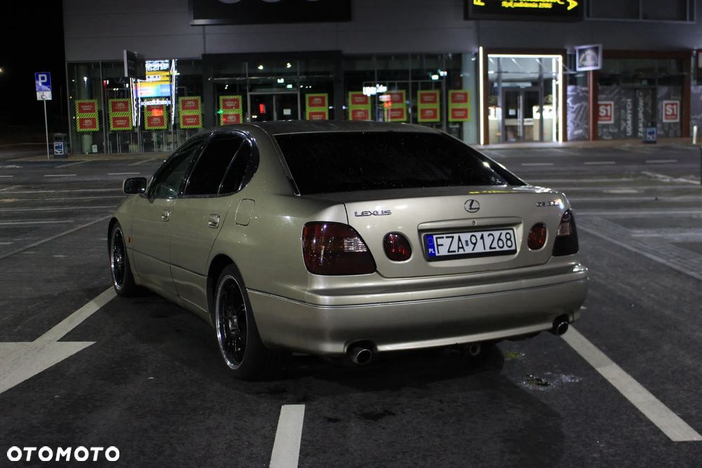 Lexus GS - 6