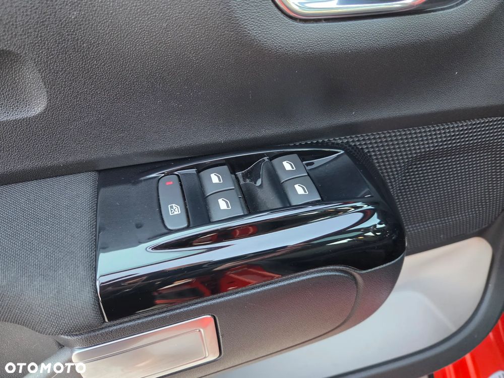 Citroën C3 1.6 BlueHDi Shine S&S - 17