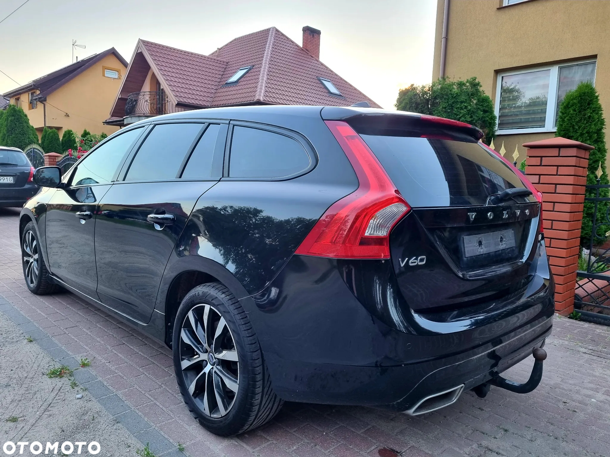 Volvo V60 D2 Drive-E Momentum - 16