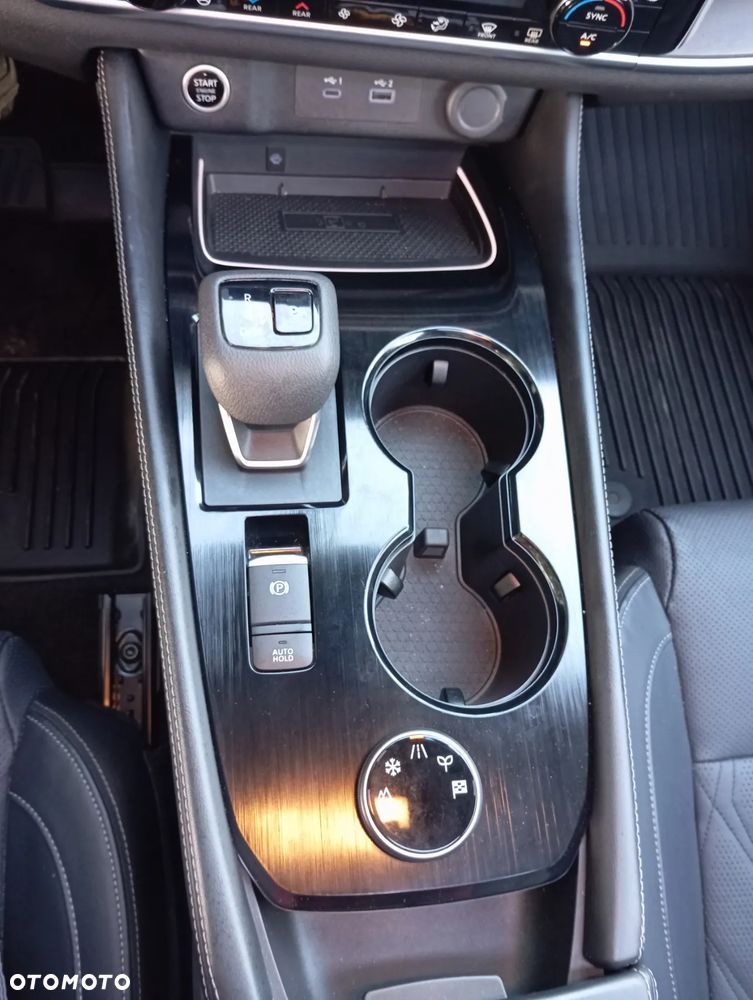 Nissan Rogue - 13