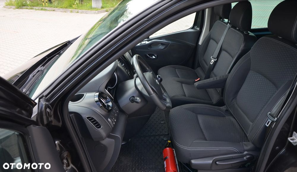 Opel Vivaro - 21
