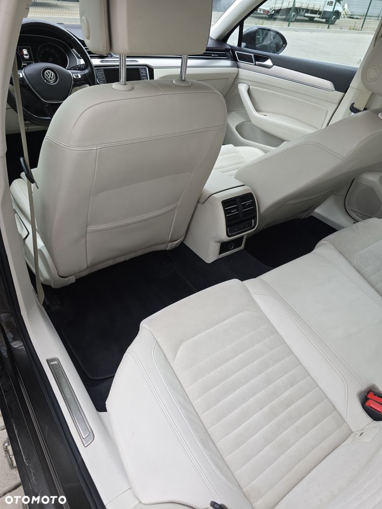 Volkswagen Passat 1.8 TSI BMT Highline DSG - 16