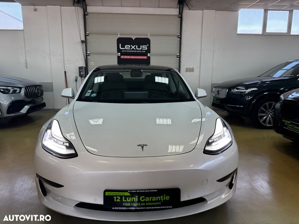 Tesla Model 3 - 29