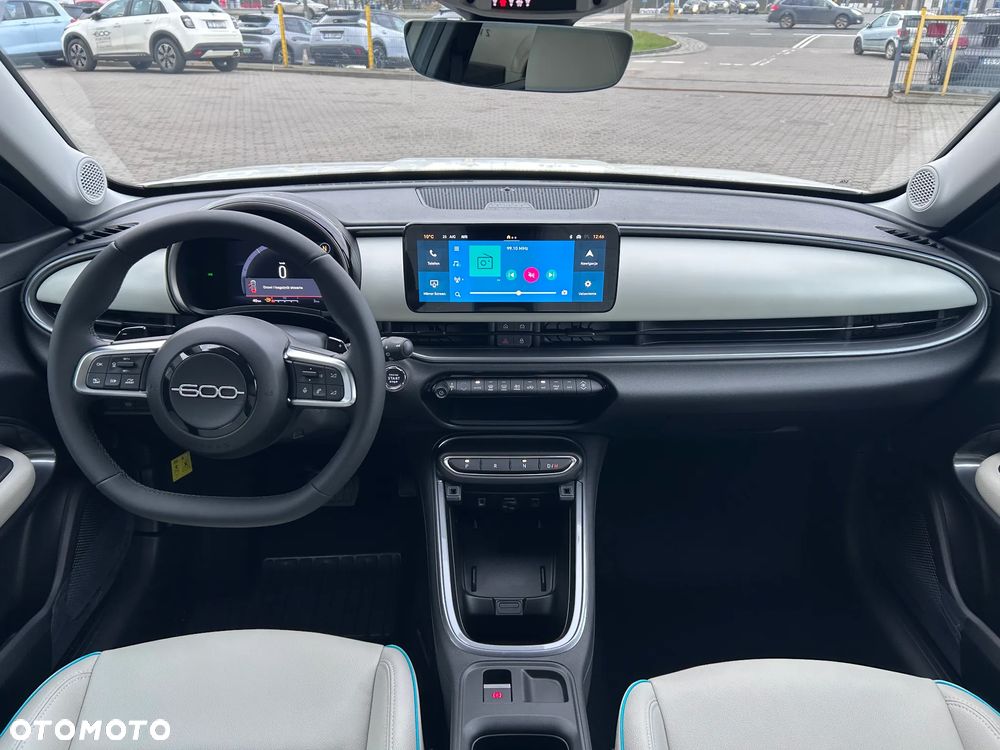 Fiat 600 1.2 Turbo La Prima eDCT - 10