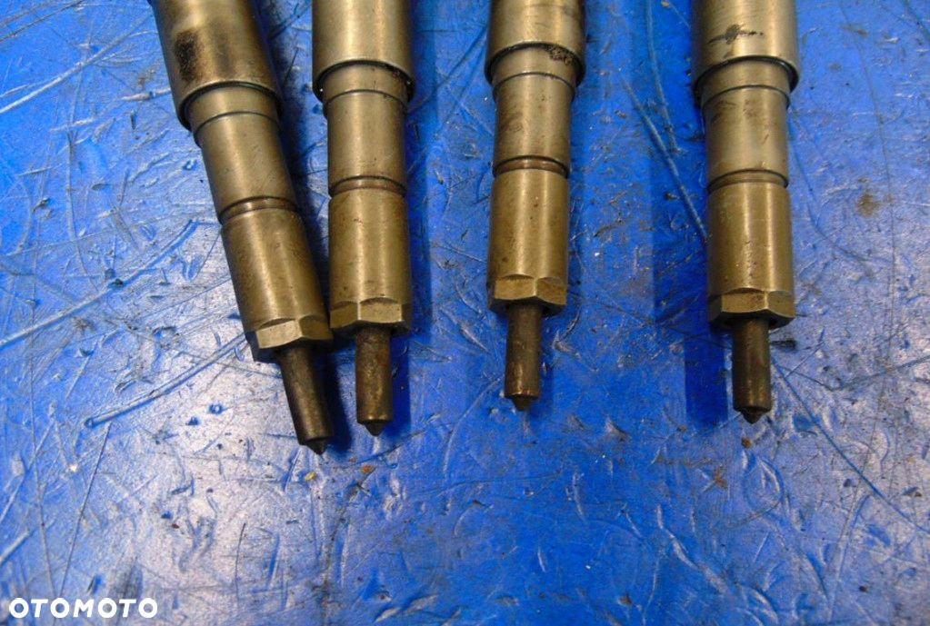 WTRYSKIWACZ DIESEL ROVER 75 2.0CITD KOMBU 5D 2354045, 0445110030 - 2