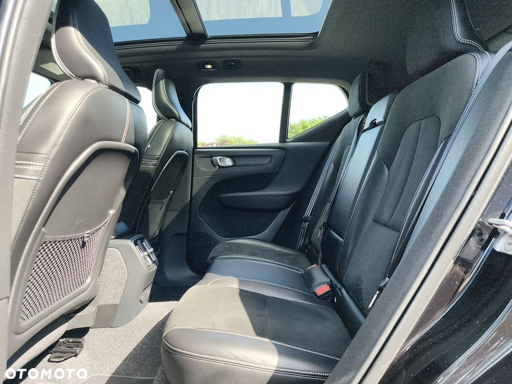 Volvo XC 40 82kWh Recharge Twin AWD Plus - 30