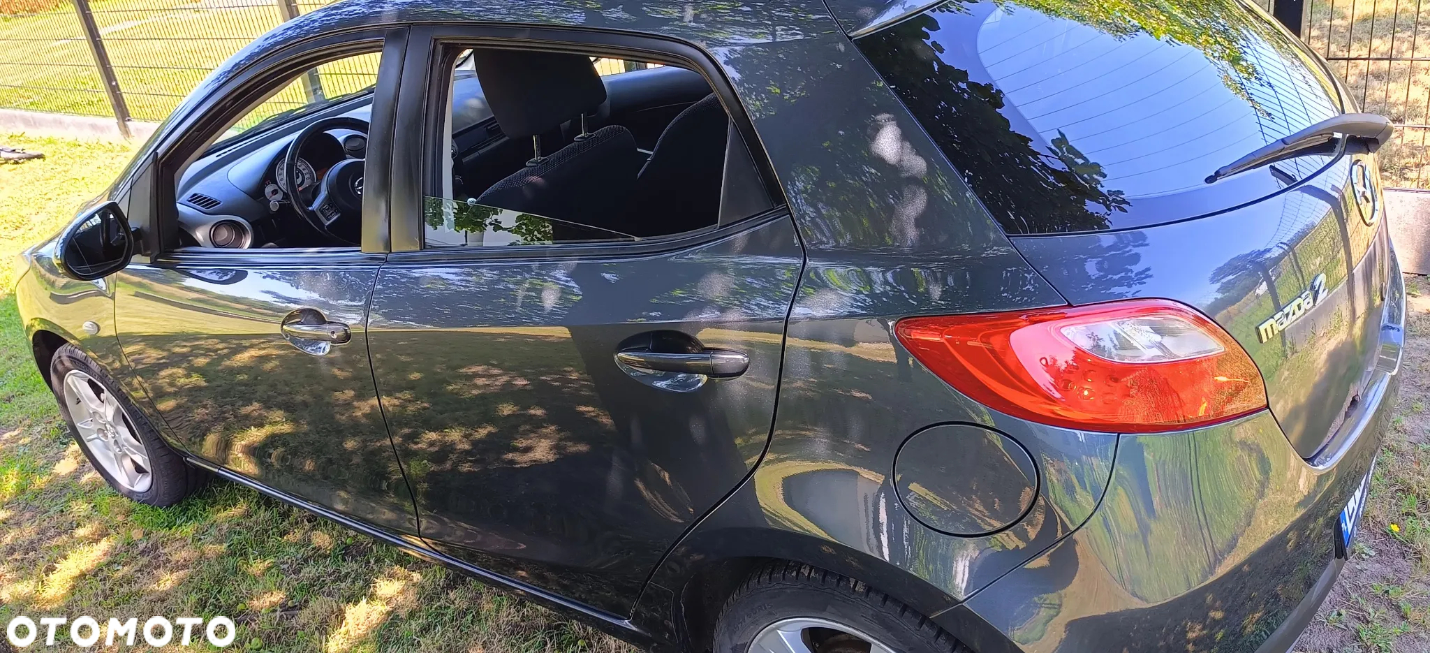 Mazda 2 - 15