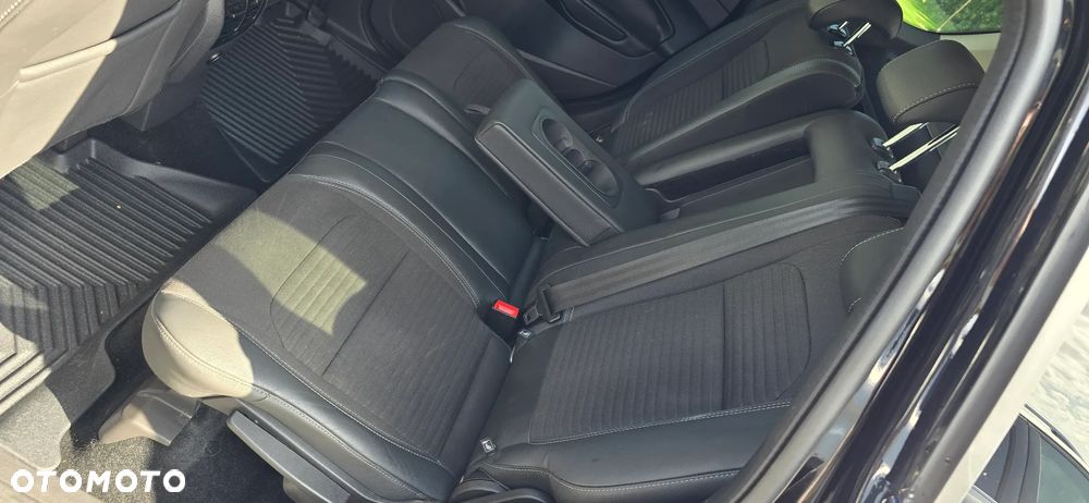 Ford Kuga 1.5 EcoBoost 2x4 Business Edition - 24