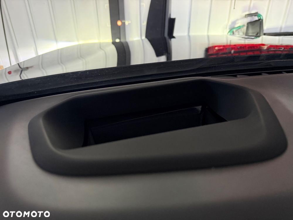 BMW Seria 5 520e M Sport sport - 32