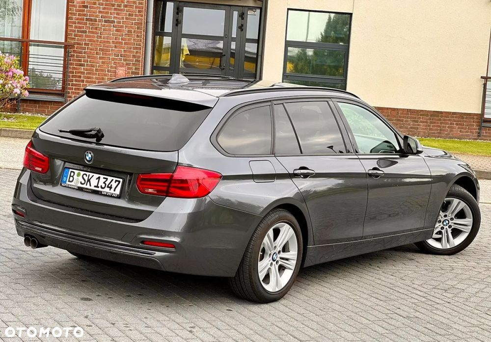 BMW Seria 3 320i Edition Luxury Line Purity - 10