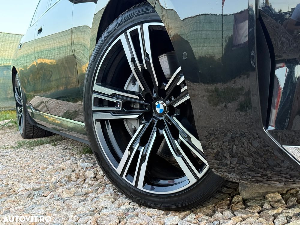 BMW Seria 7 - 10