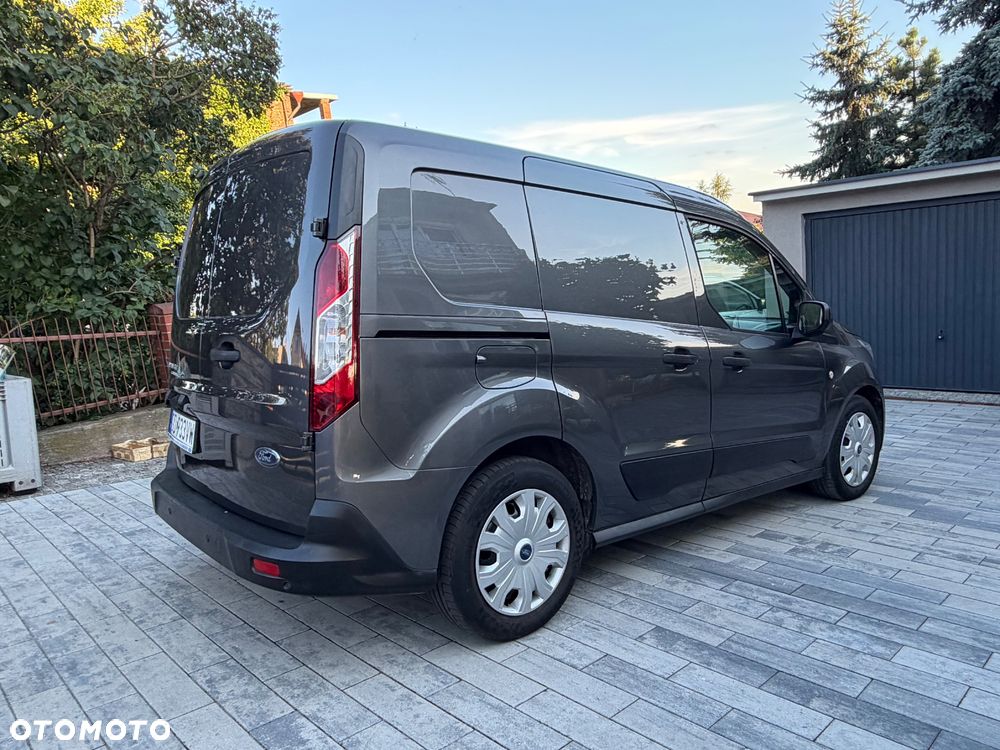 Ford Transit Connect - 4
