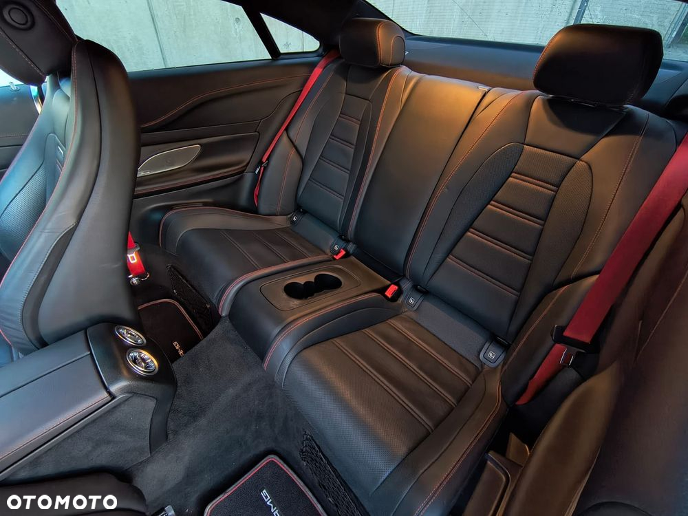 Mercedes-Benz Klasa E AMG 53 Coupe 4-Matic+ 9G-TRONIC - 13