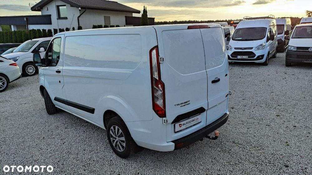 Ford Transit Custom - 13